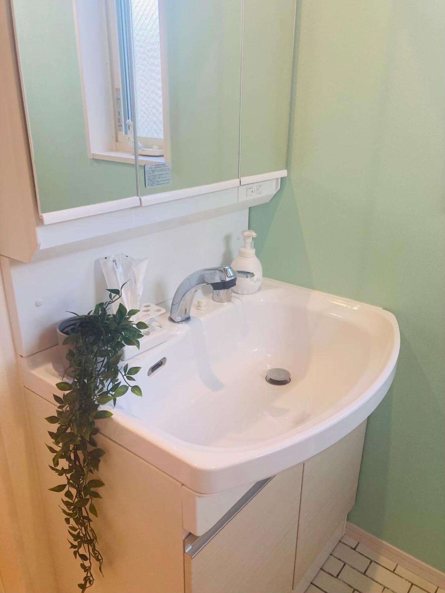 Apartament Leola鶴橋2 Osaka Zewnętrze zdjęcie